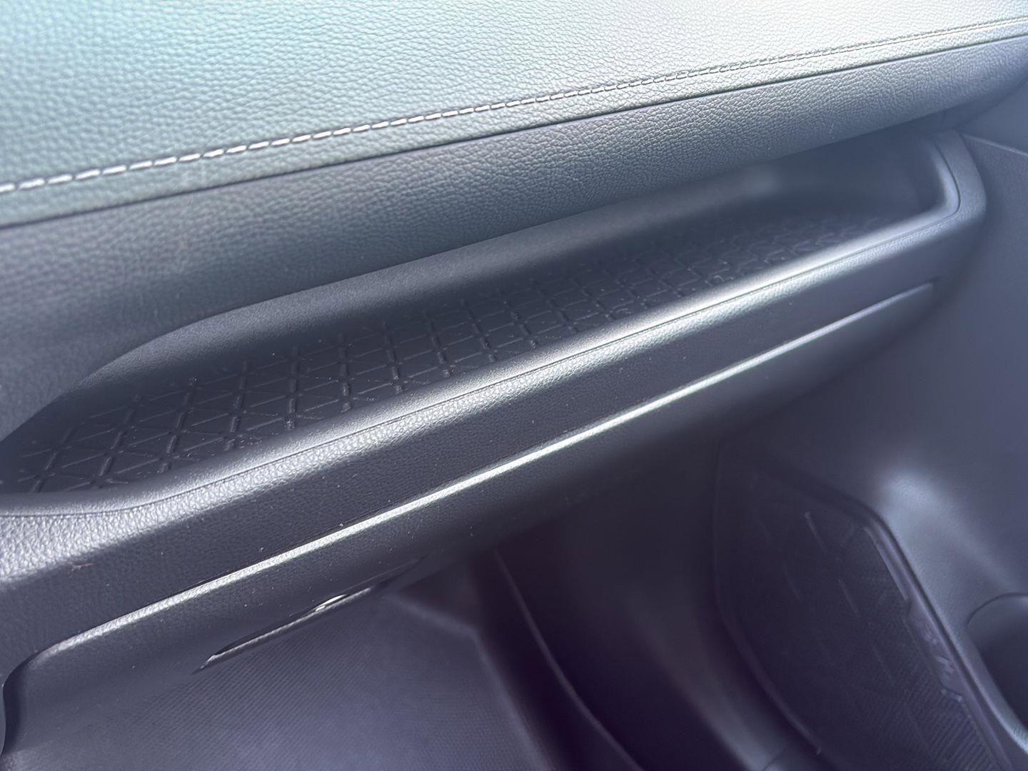 Used 2024 Toyota RAV4 XLE w/ Weather Package image 37