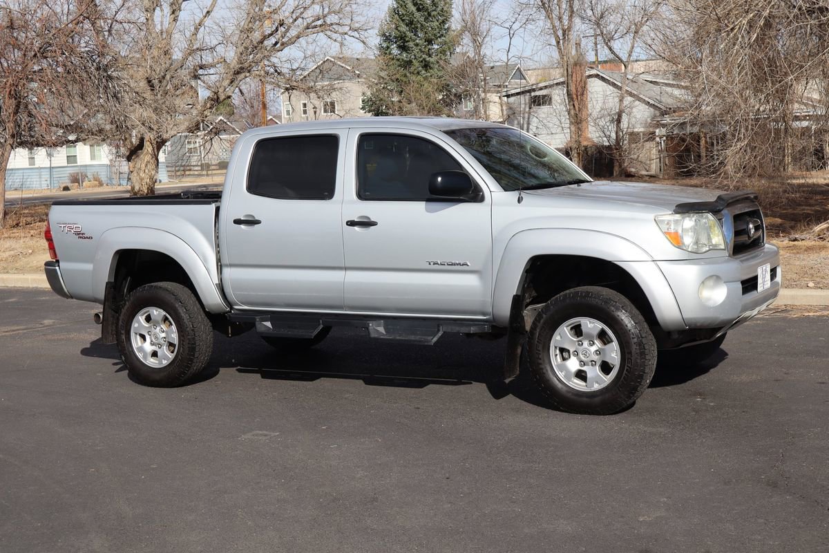 Used 2007 Toyota Tacoma Base V6 image 2