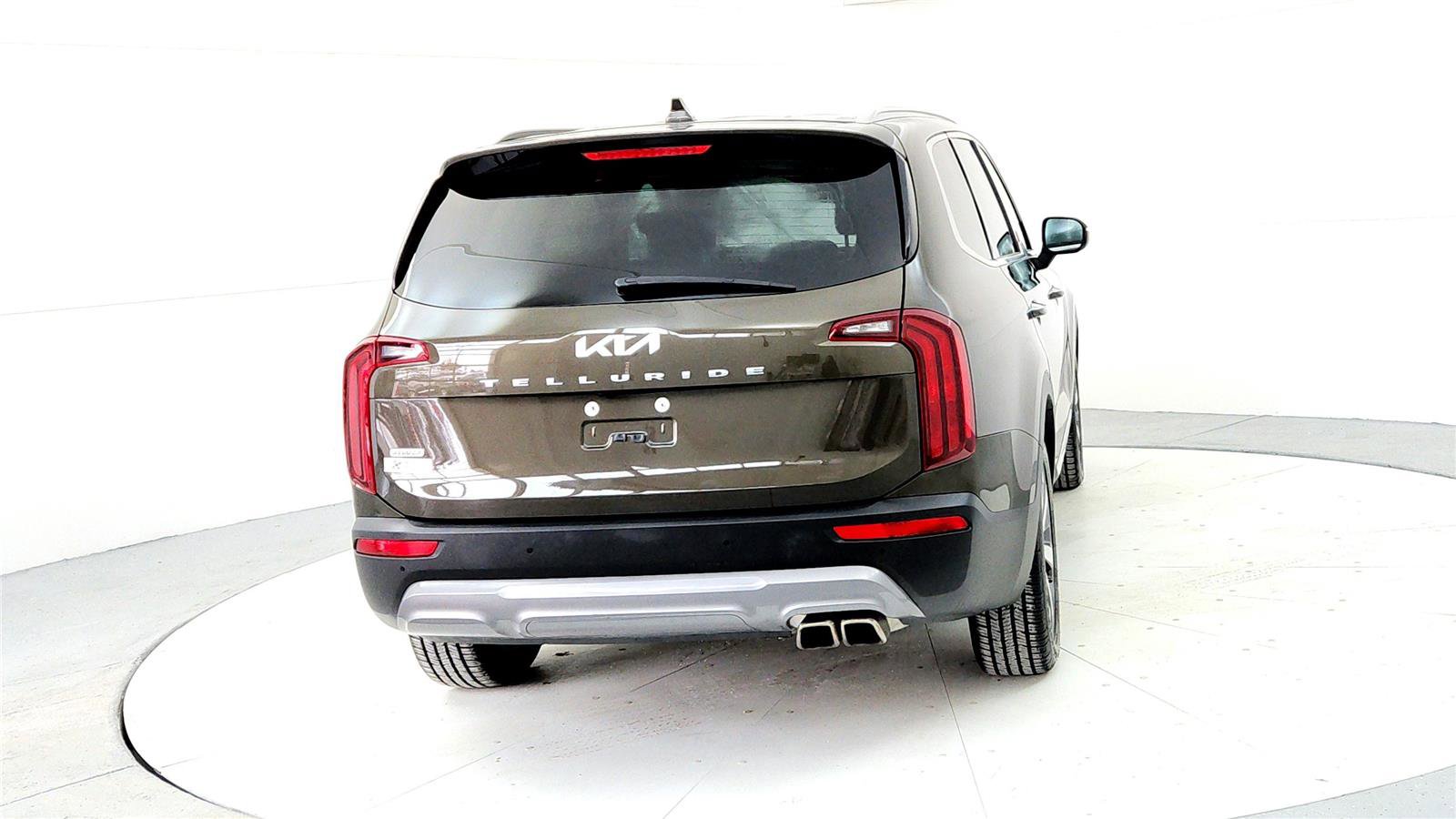 Used 2022 Kia Telluride S image 5