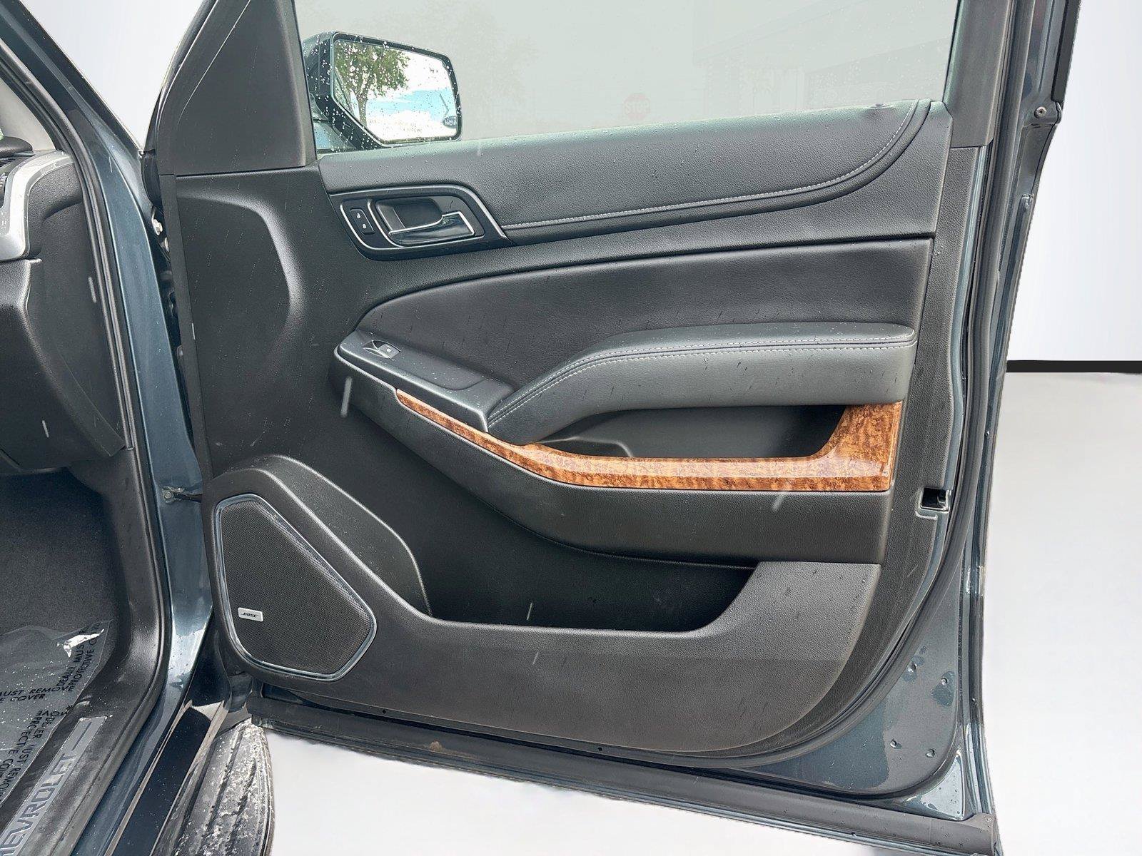 Used 2019 Chevrolet Tahoe Premier AWD/4WD image 28