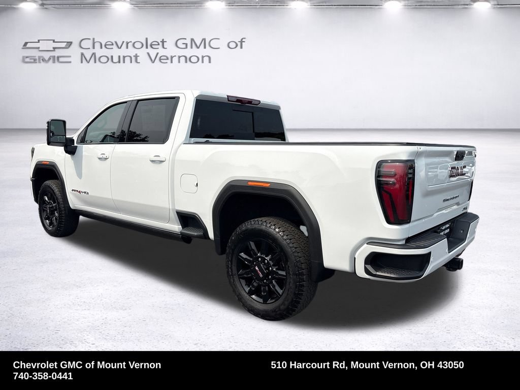 Used 2025 GMC Sierra 2500 AT4 w/ Technology Package AWD/4WD image 3