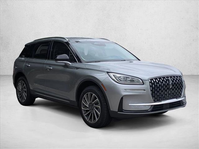 Used 2024 Lincoln Corsair Reserve image 3