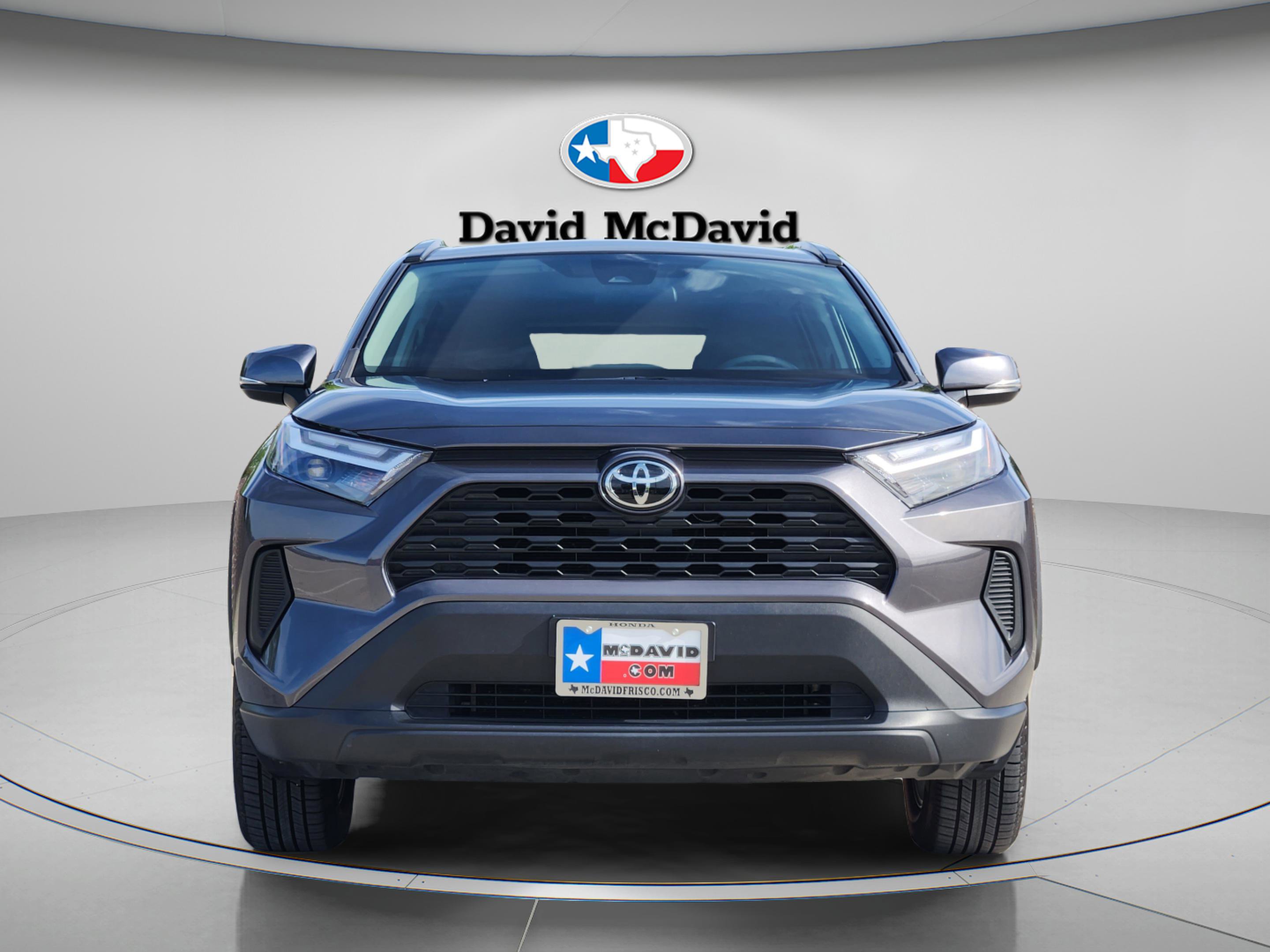 Used 2022 Toyota RAV4 XLE AWD/4WD image 8