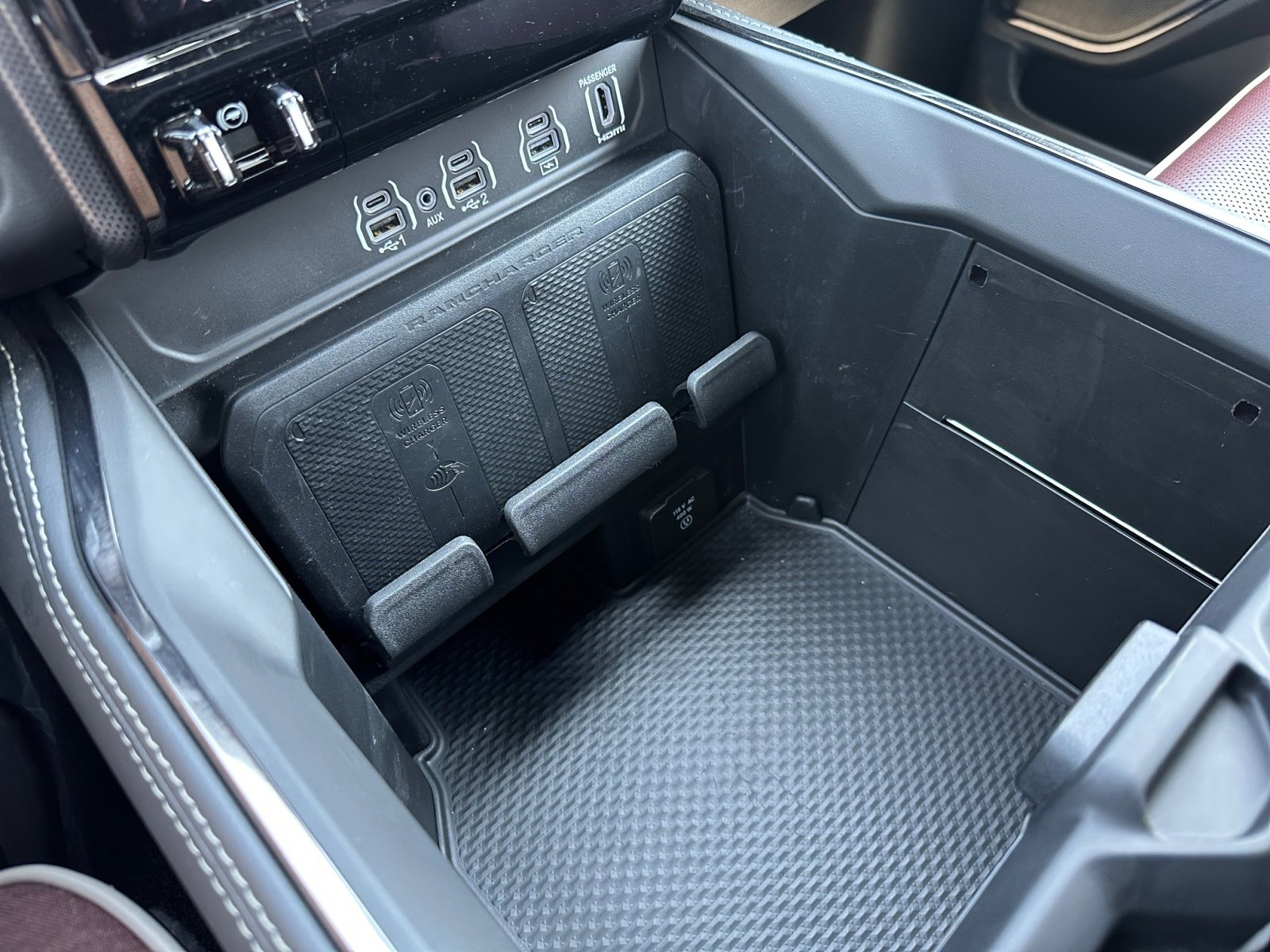 New 2025 RAM 1500 Limited image 34