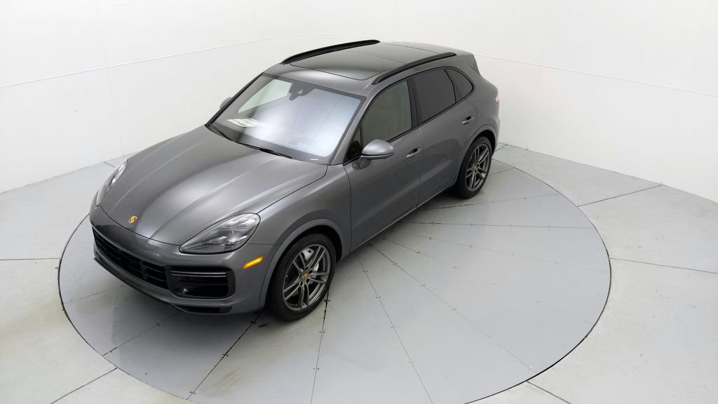 Certified 2023 Porsche Cayenne Turbo AWD/4WD image 20