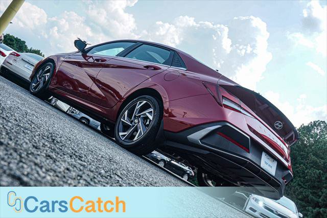 Used 2025 Hyundai Elantra SEL image 5
