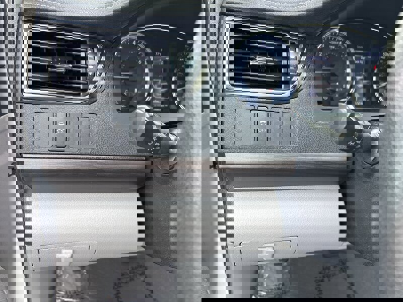 Used 2017 Toyota Camry LE image 45