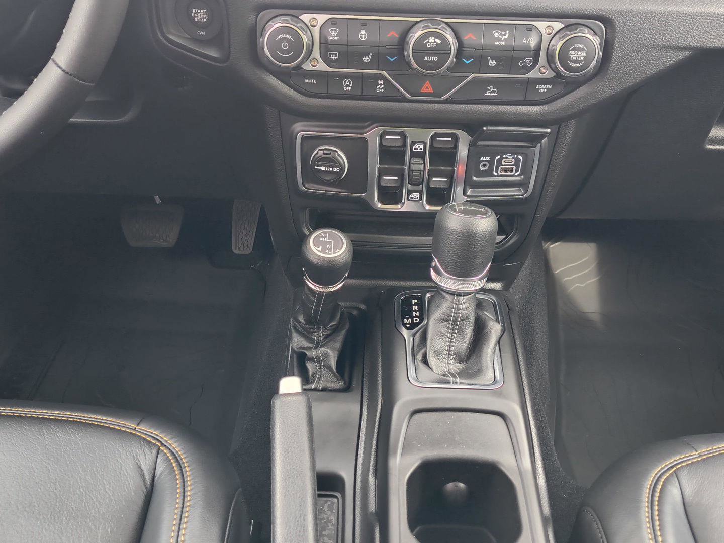 New 2025 Jeep Gladiator Sport AWD/4WD image 14