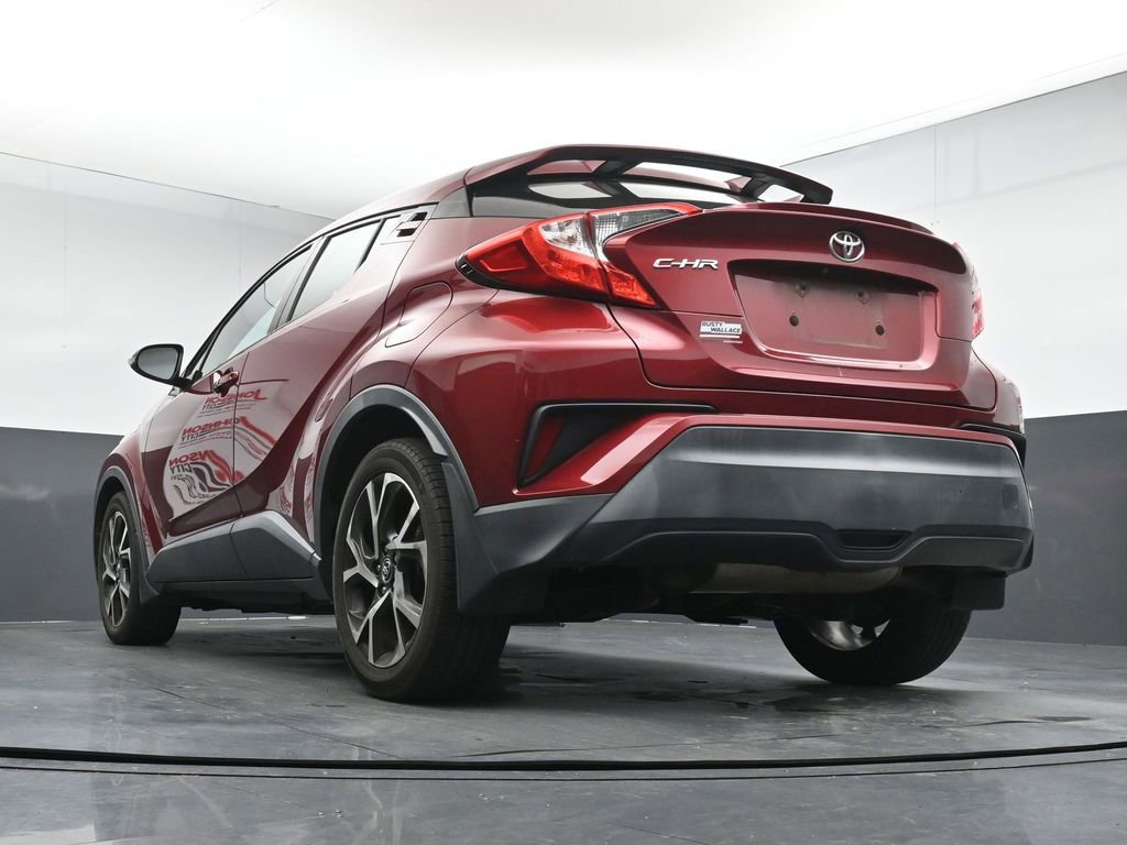 Used 2018 Toyota C-HR XLE FWD image 21