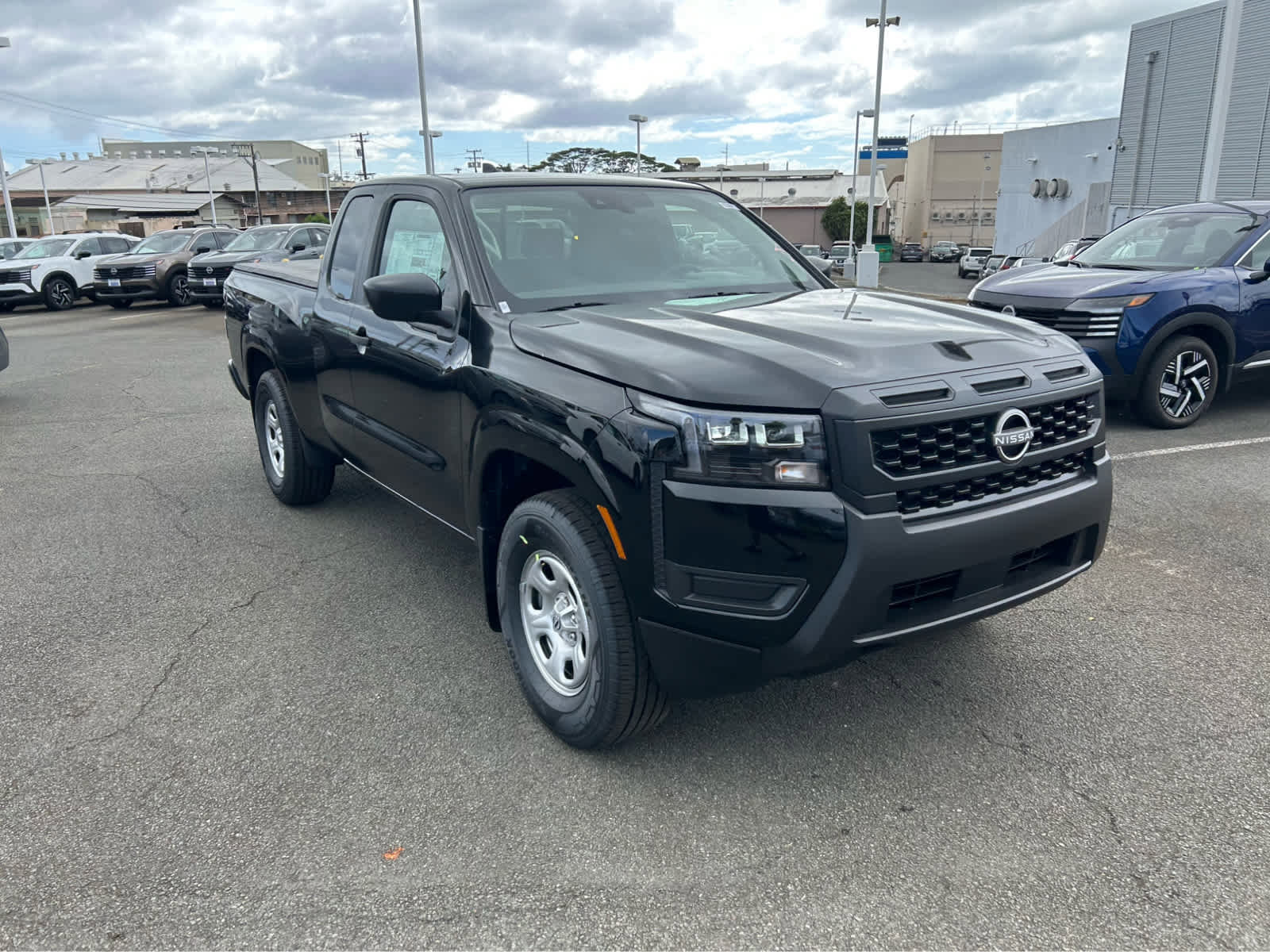 New 2026 Nissan Frontier S image 2