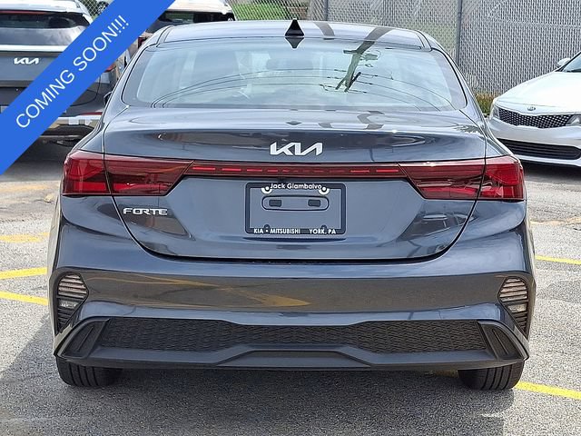 Used 2023 Kia Forte LXS FWD image 6