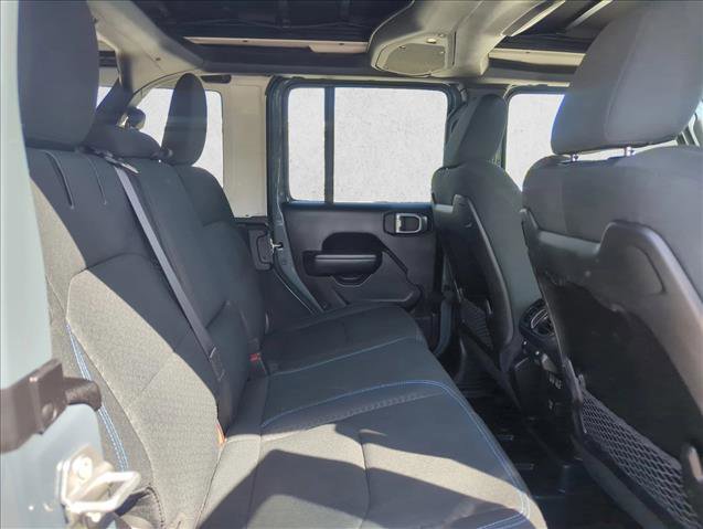 Used 2024 Jeep Wrangler Unlimited Rubicon 4xe w/ Technology Group image 17