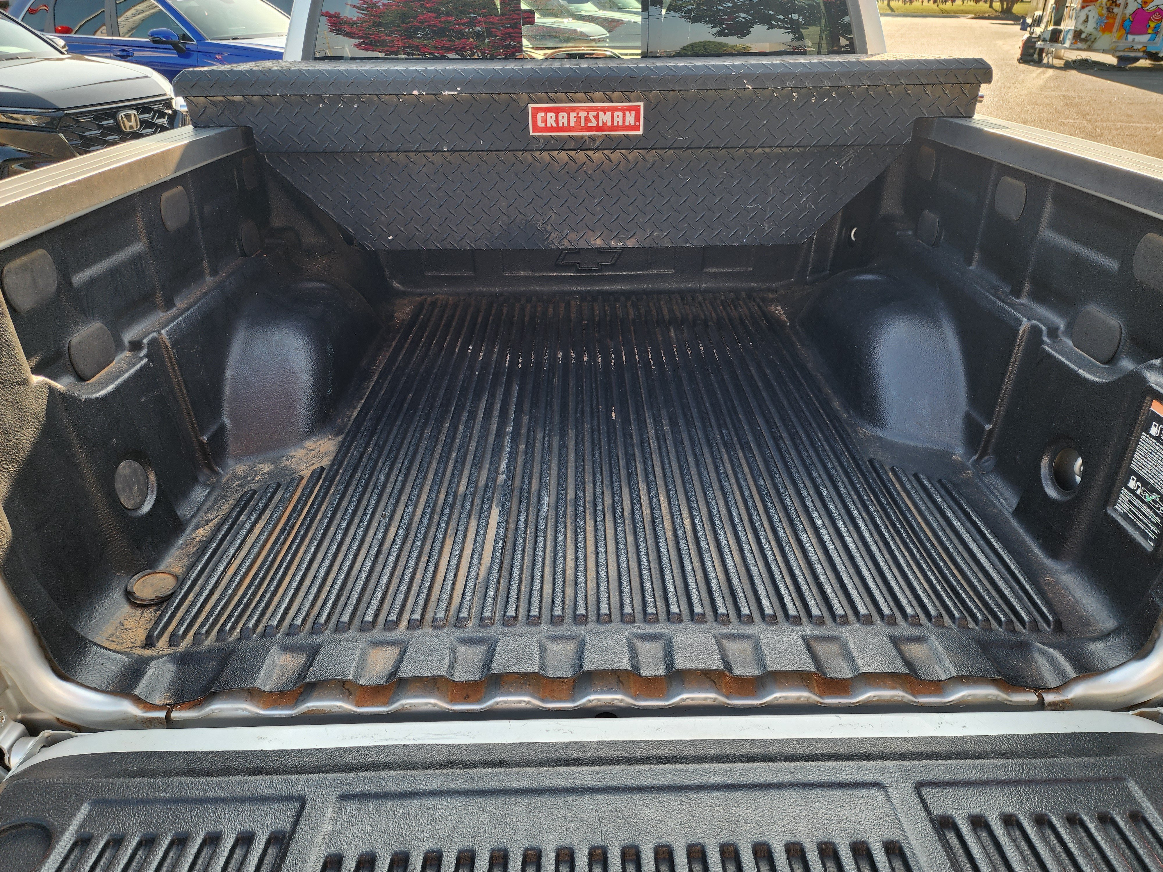 Used 2019 Chevrolet Colorado Z71 AWD/4WD image 6