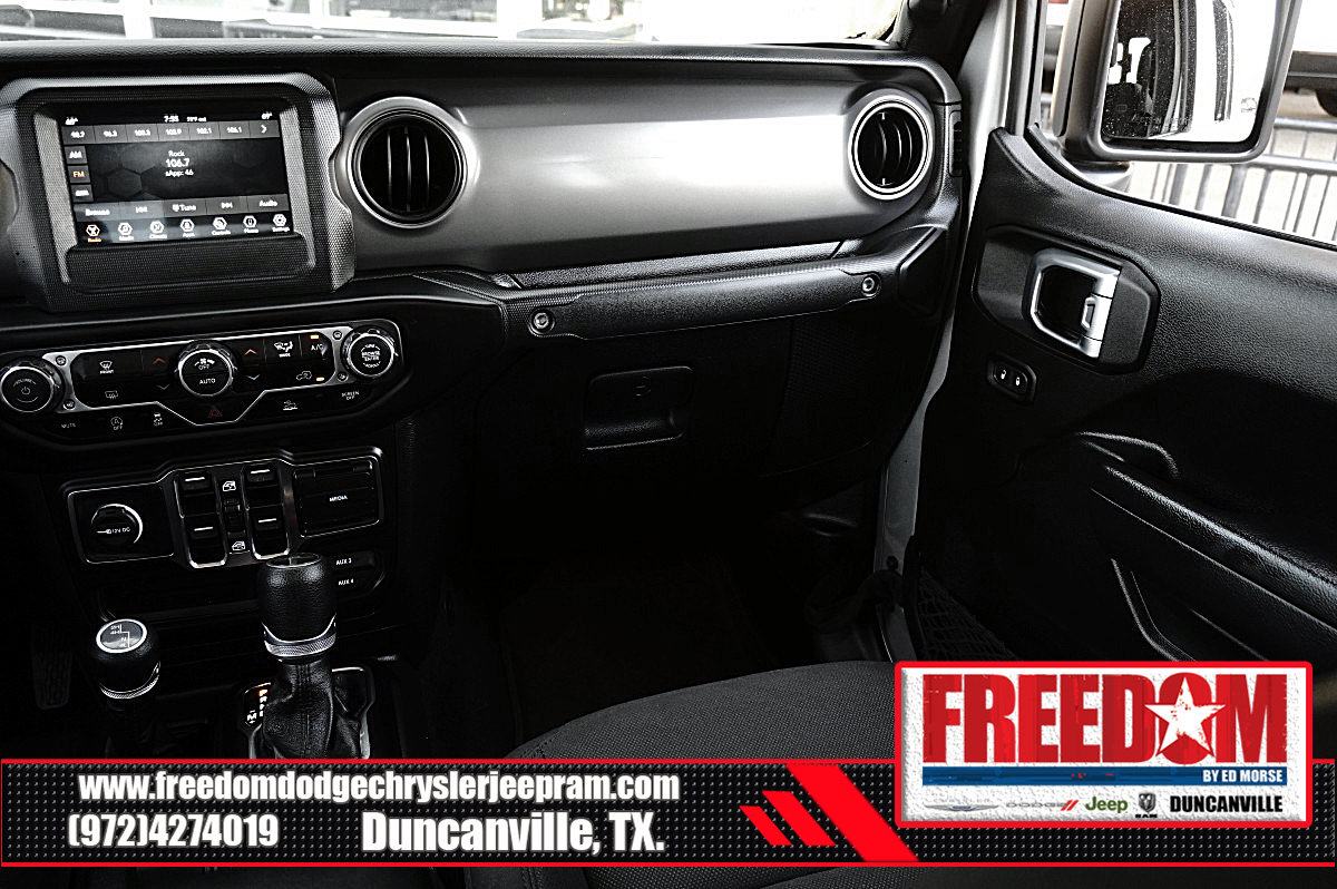 Used 2023 Jeep Gladiator Sport AWD/4WD image 37