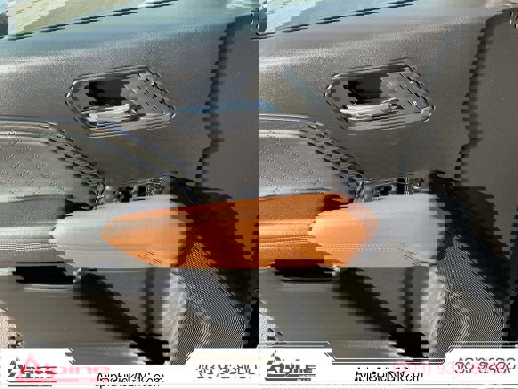 Used 2023 GMC Canyon AT4 image 19