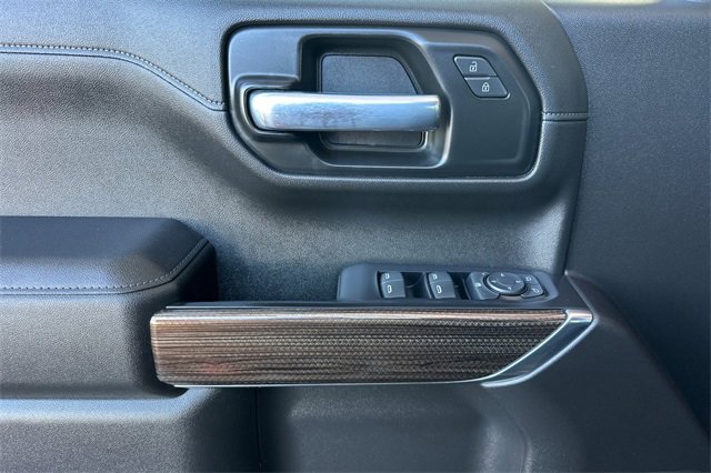 Used 2021 Chevrolet Silverado 1500 LT Trail Boss image 8