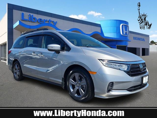 Used 2023 Honda Odyssey EX image 1