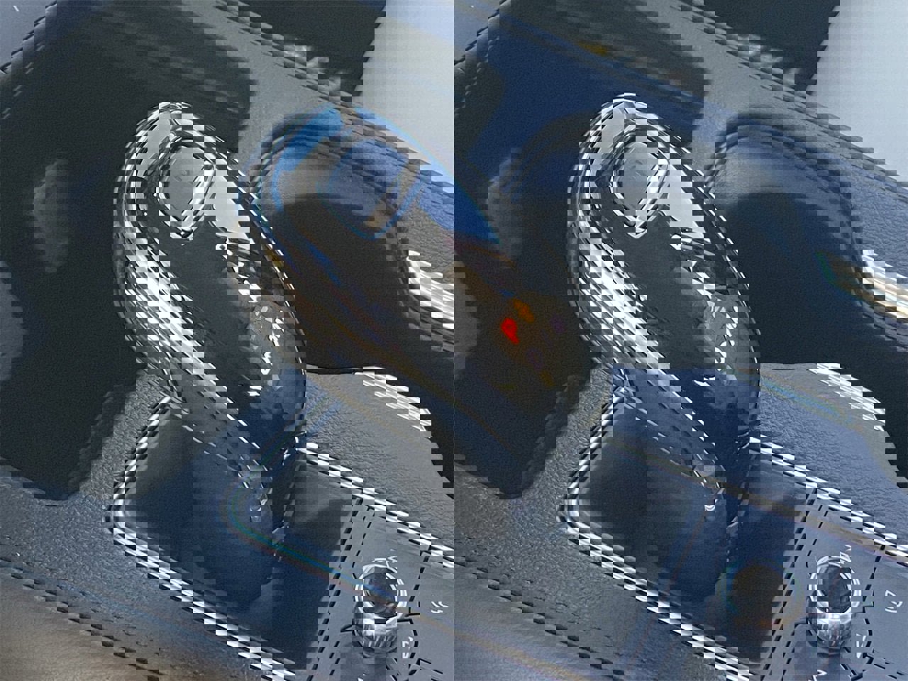 Certified 2023 Cadillac XT4 Premium Luxury image 29