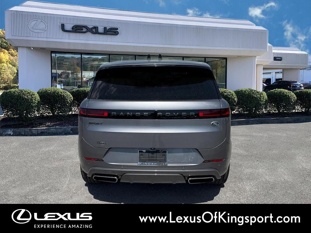 Used 2023 Land Rover Range Rover Sport SE Dynamic AWD/4WD image 4
