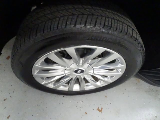 Certified 2023 Cadillac Escalade ESV Premium Luxury image 27