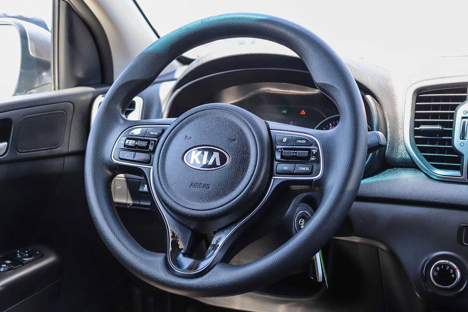 Used 2018 Kia Sportage LX FWD image 15