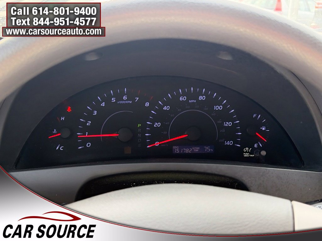 Used 2011 Toyota Camry LE FWD image 16
