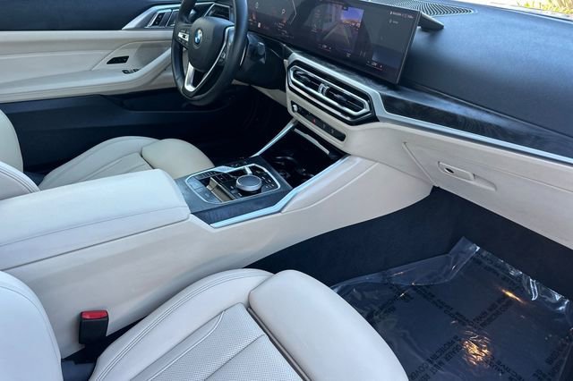 Used 2024 BMW 430i Convertible image 14