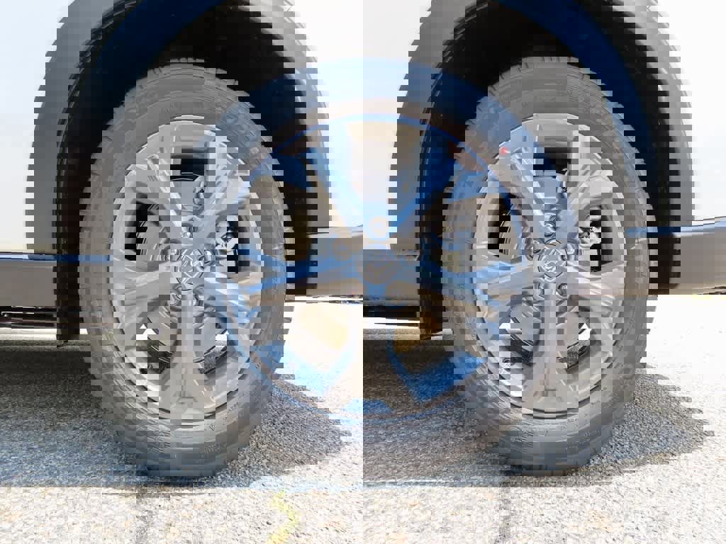 New 2026 Honda HR-V LX image 9