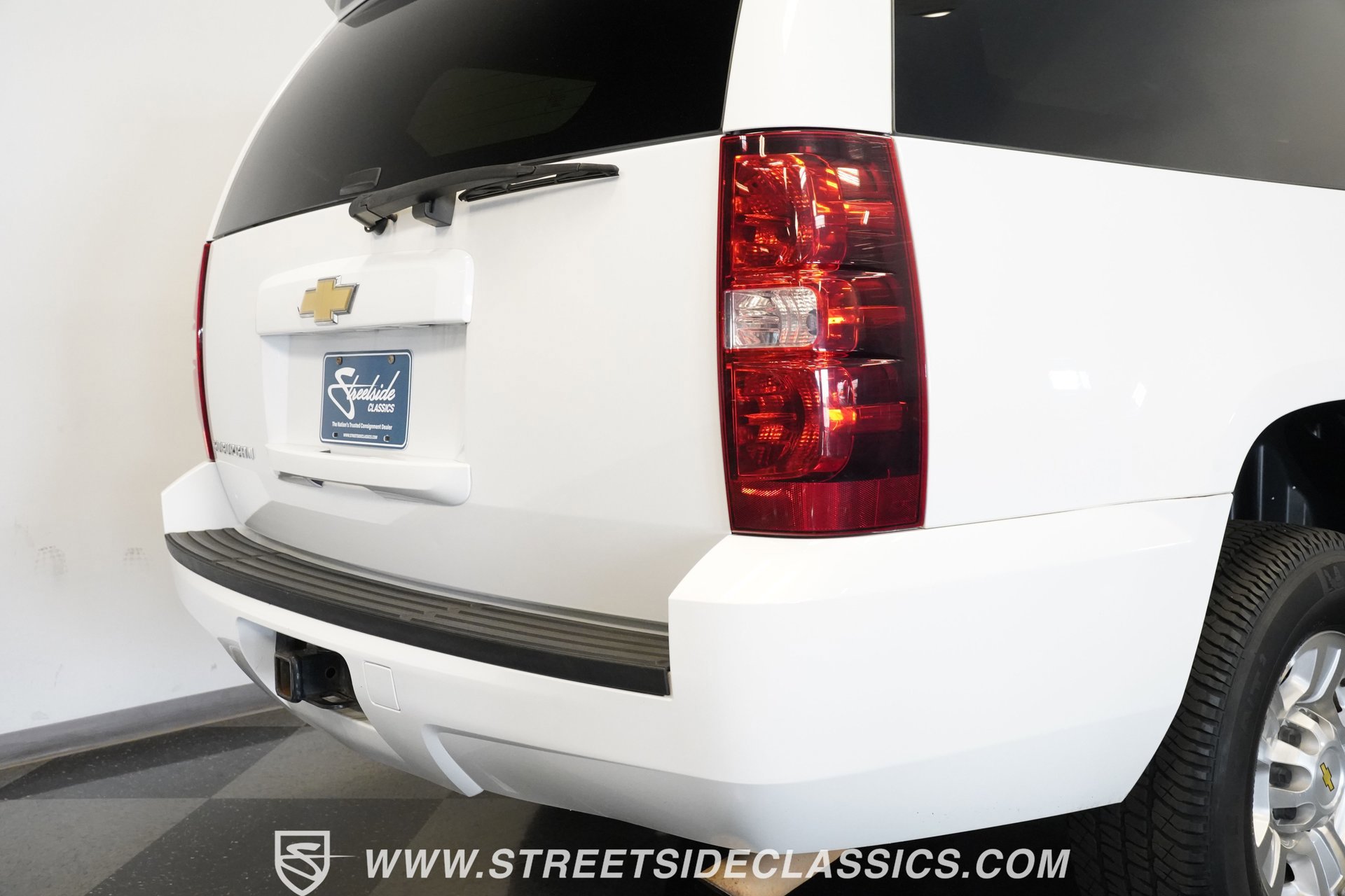 Used 2011 Chevrolet Suburban 2500 w/ Skid Plate Package image 29
