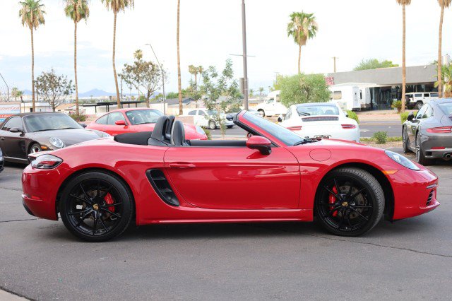 Used 2017 Porsche 718 Boxster S RWD image 13