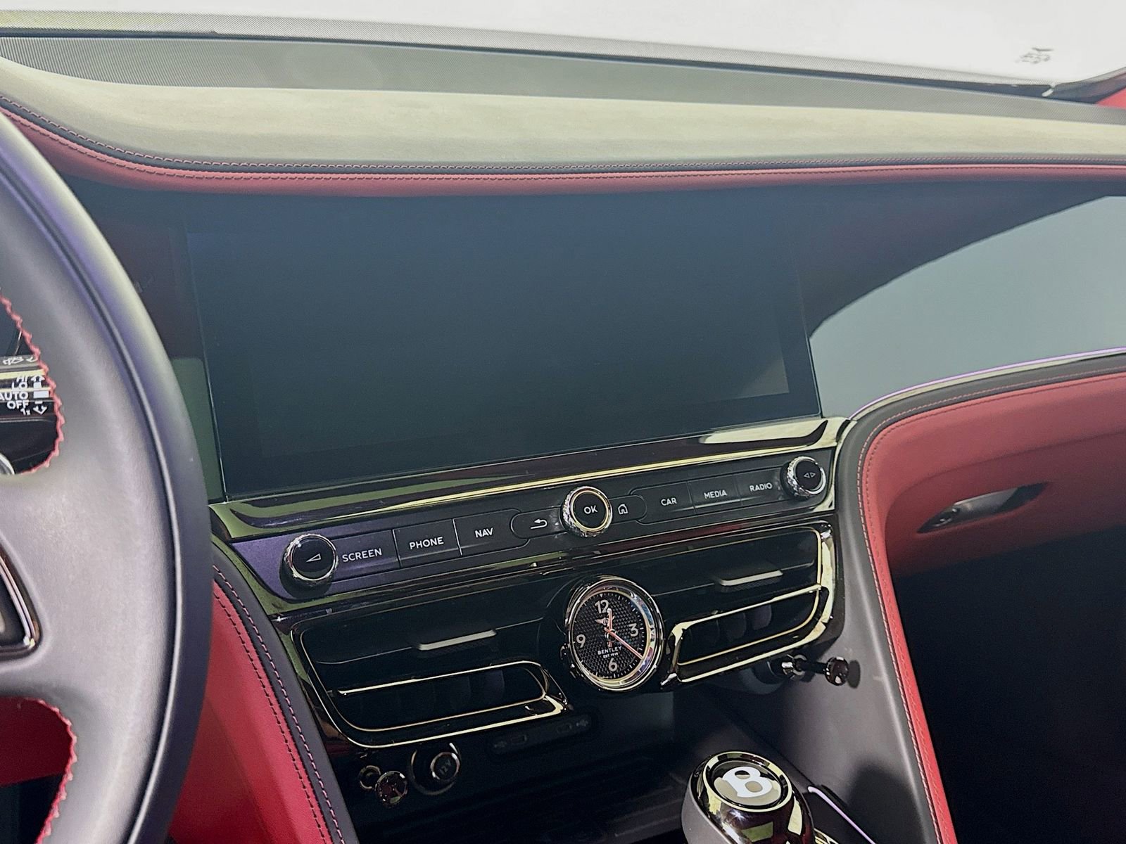 Certified 2025 Bentley Flying Spur Plug-In Hybrid image 13