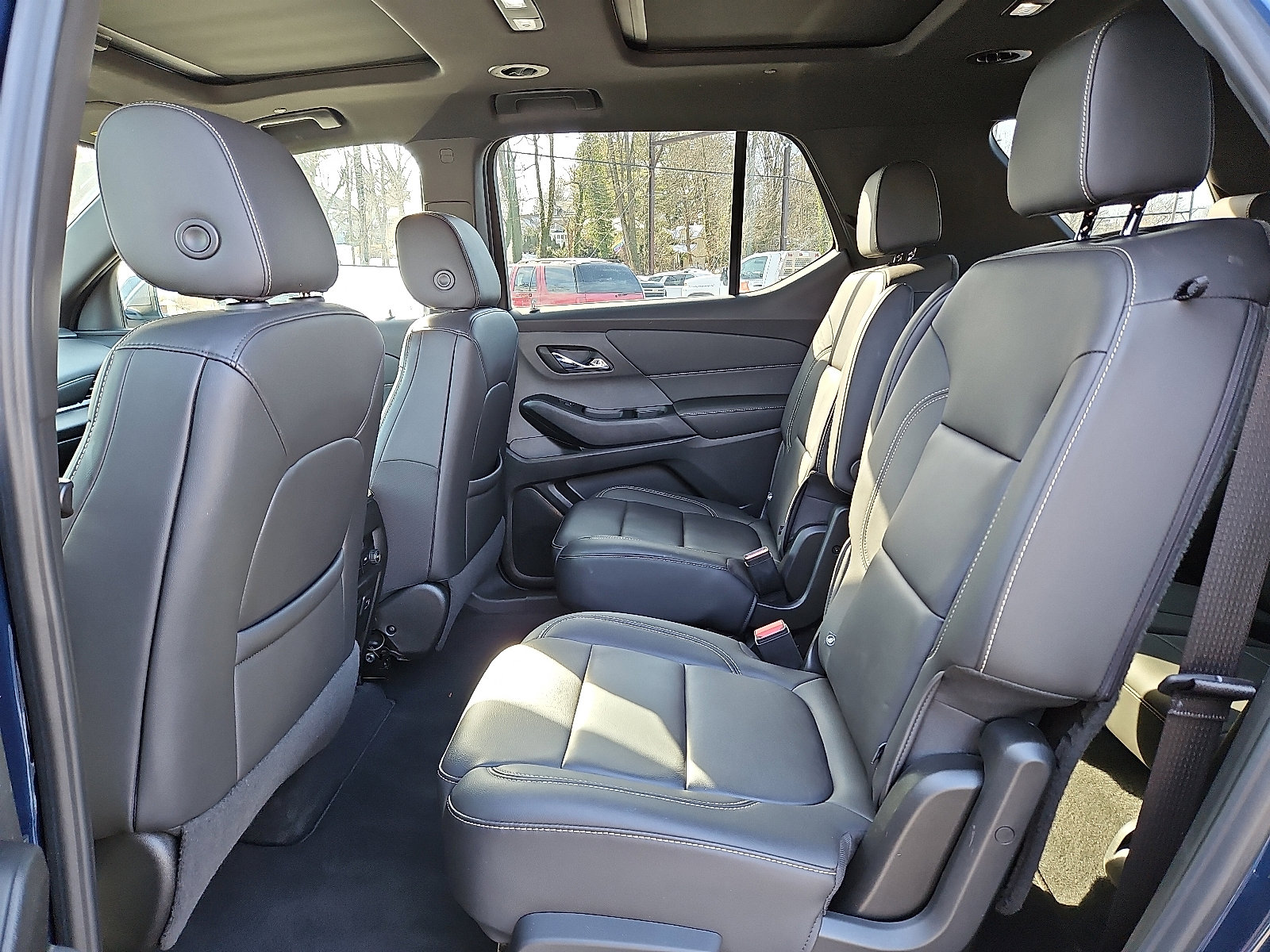 Certified 2023 Chevrolet Traverse LT w/ LT Premium Package image 10