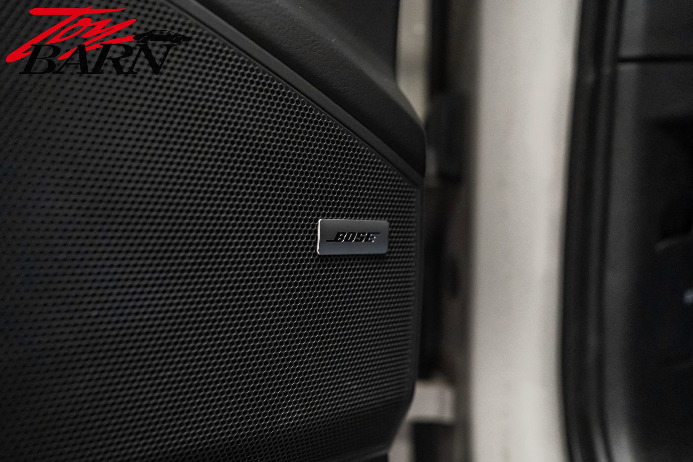 Used 2023 Porsche Cayenne Platinum Edition image 22