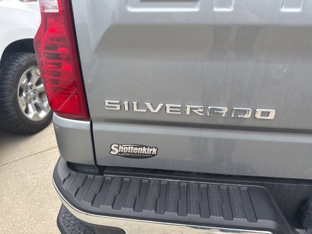 Used 2025 Chevrolet Silverado 1500 LT image 36
