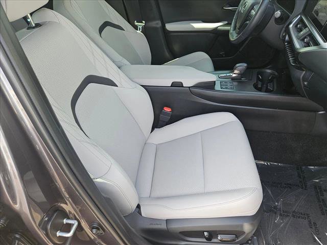 Used 2025 Lexus UX 300h FWD w/ Cold Area Package image 21
