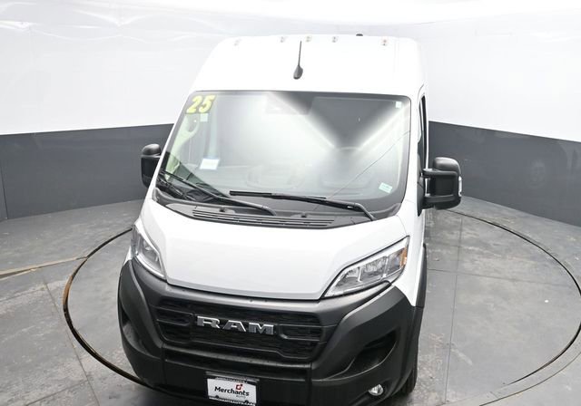 Used 2025 RAM ProMaster 2500 w/ Convenience Group image 24