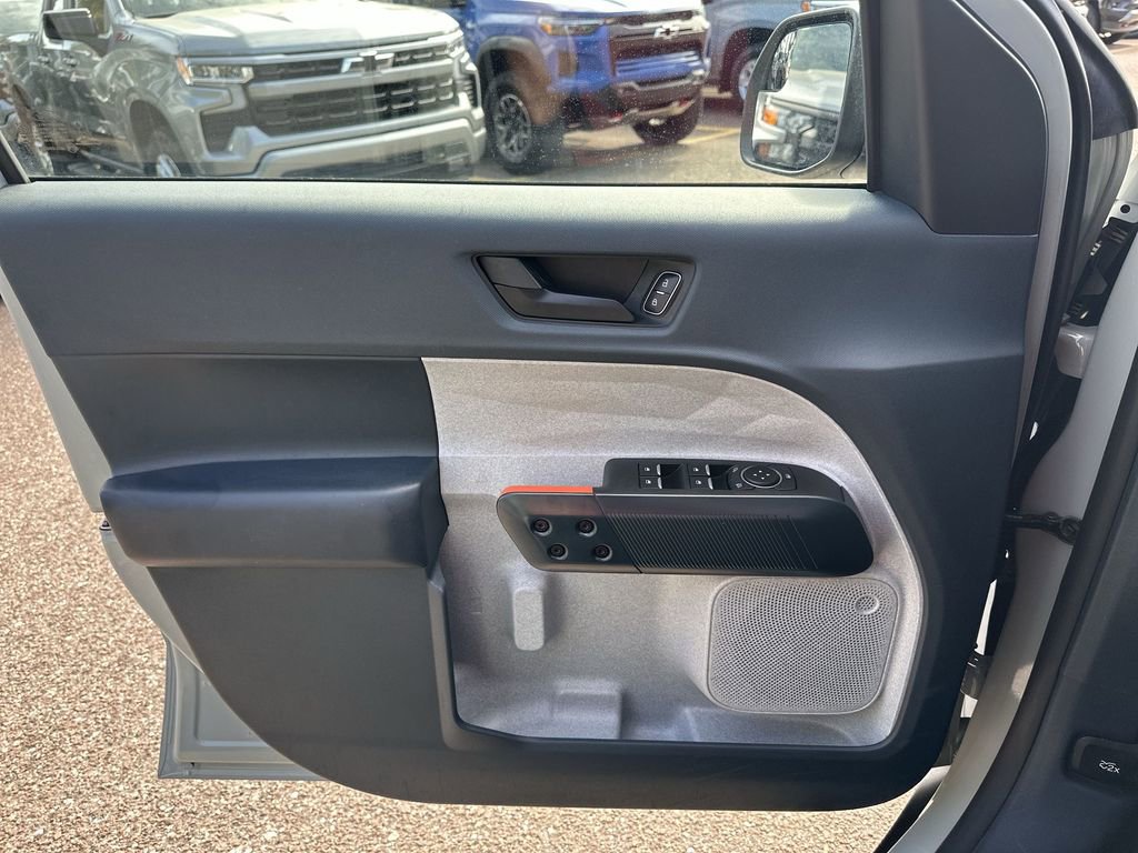 Used 2024 Ford Maverick XLT FWD image 28