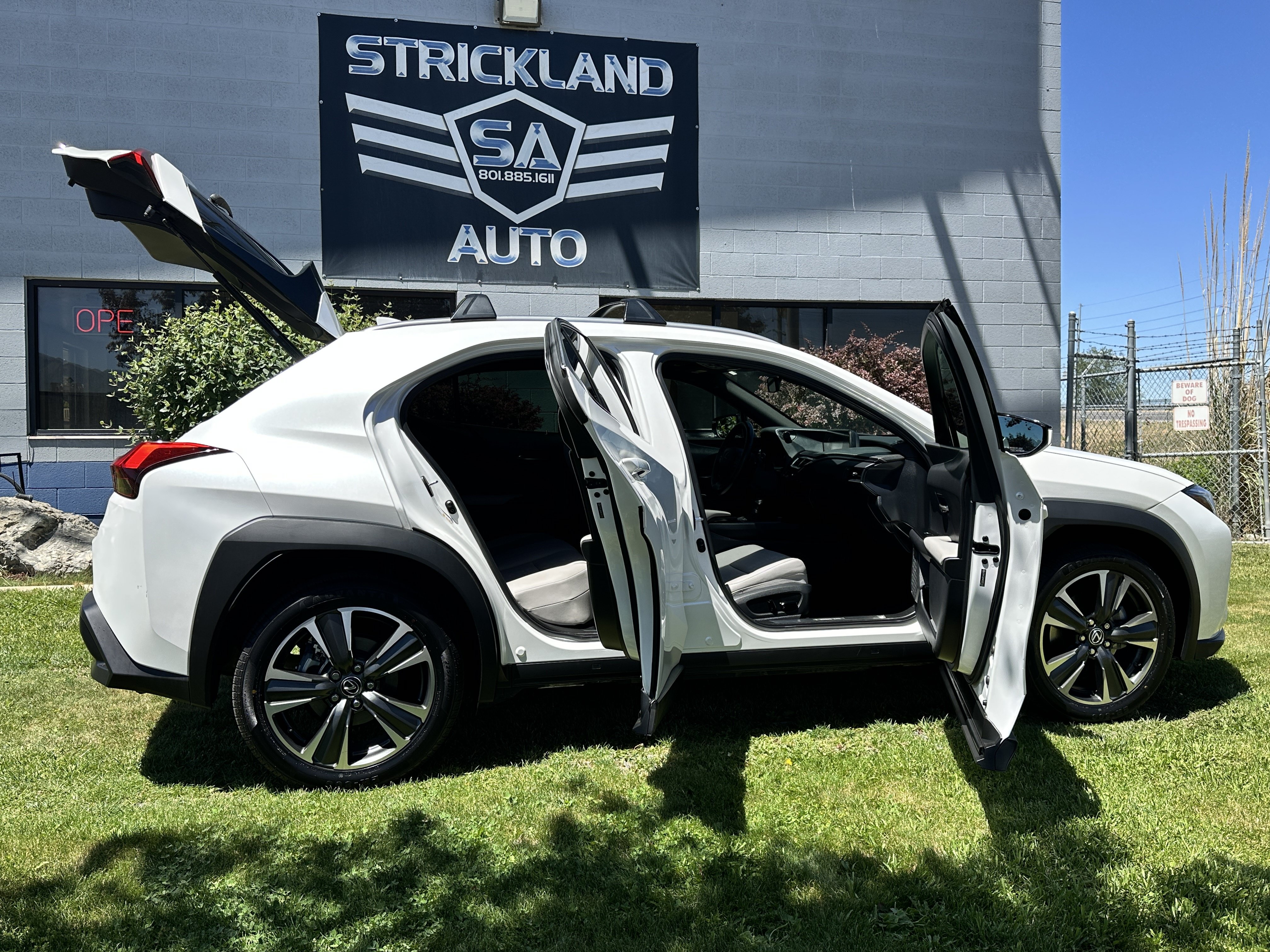 Used 2019 Lexus UX 200 w/ Accessory Package 2 FWD image 26