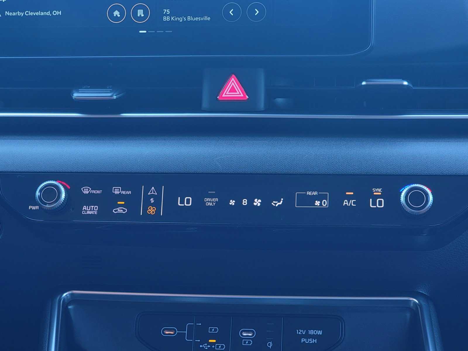 New 2026 Kia Carnival EX image 24