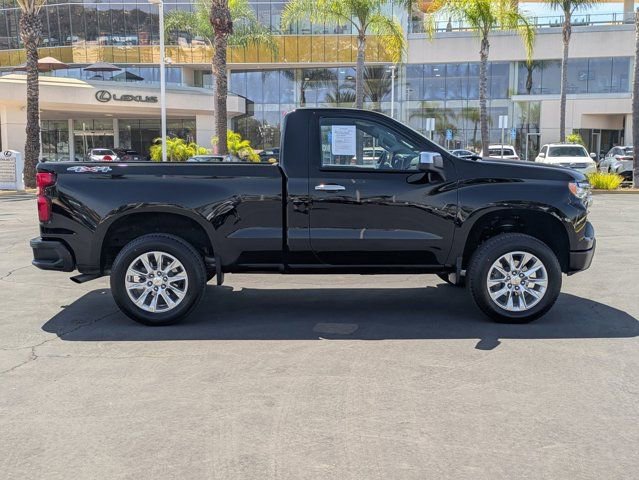 Used 2025 Chevrolet Silverado 1500 W/T w/ Trailering Package AWD/4WD image 4