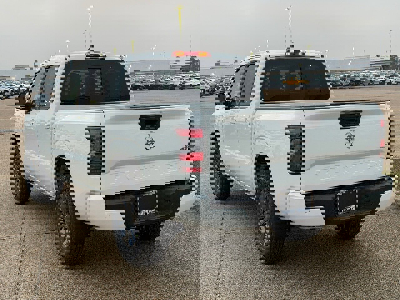 New 2026 Nissan Frontier SV image 7