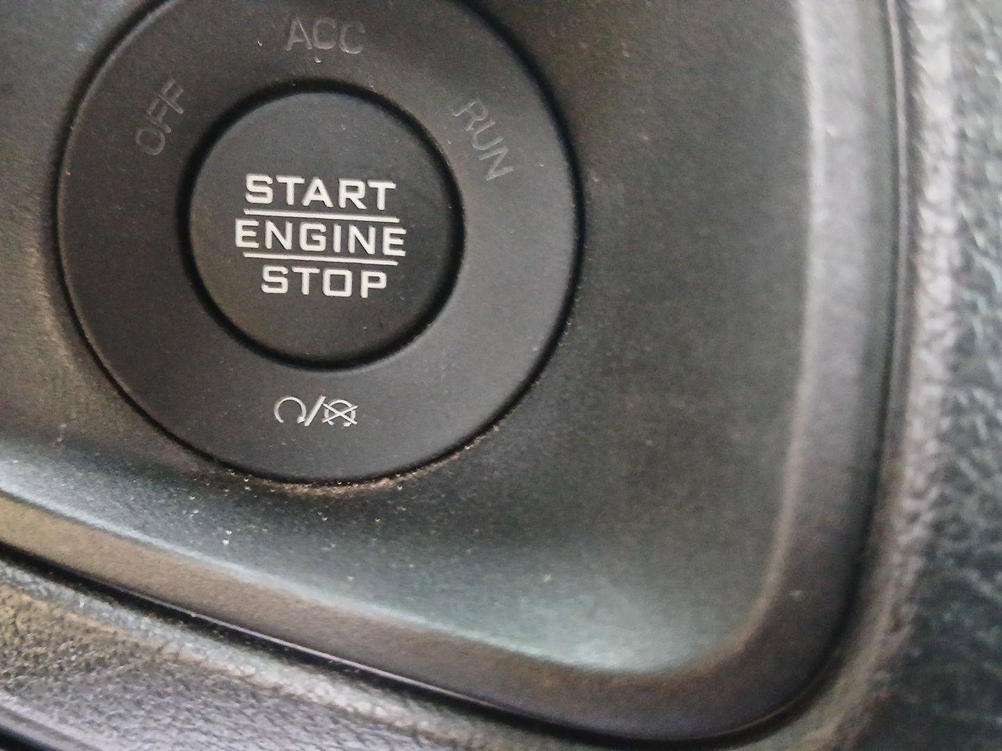 Used 2024 Jeep Gladiator Sport image 15