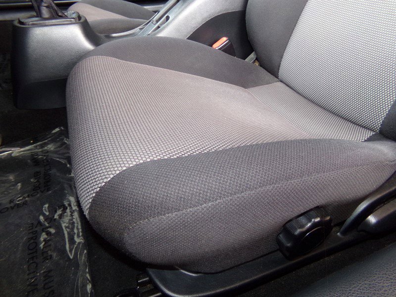 Used 2000 Toyota MR2 image 26