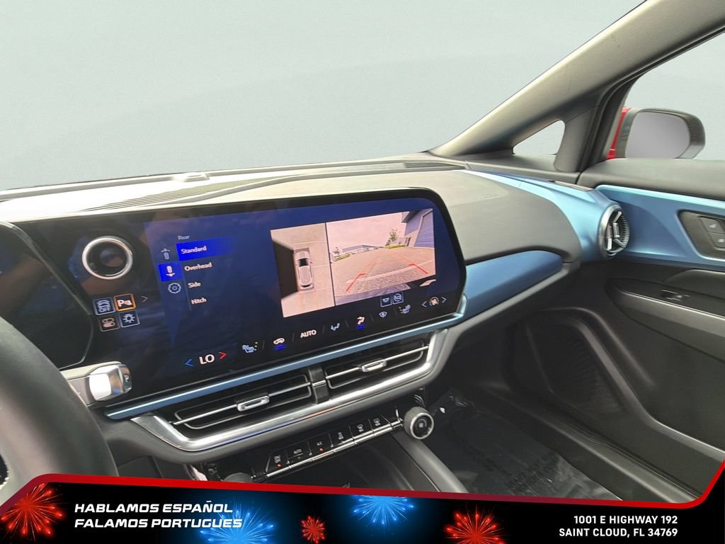 Certified 2025 Chevrolet Equinox EV LT w/ Convenience Package FWD image 19