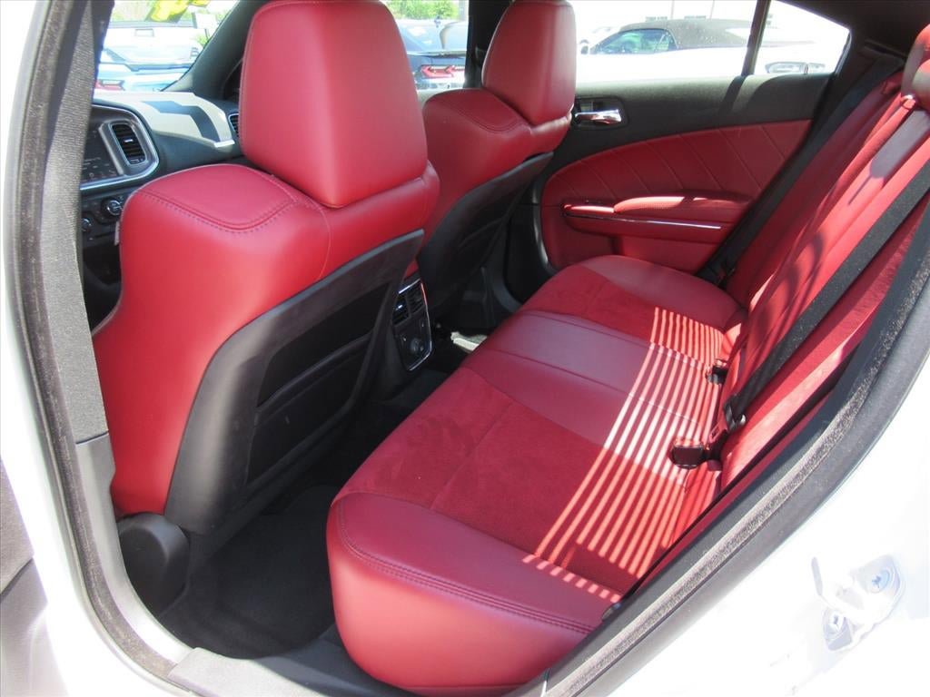 Used 2014 Dodge Charger R/T RWD image 32