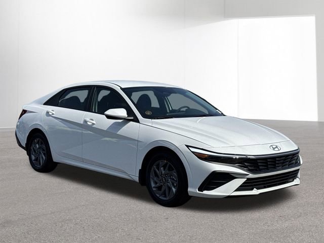 New 2026 Hyundai Elantra Blue image 12