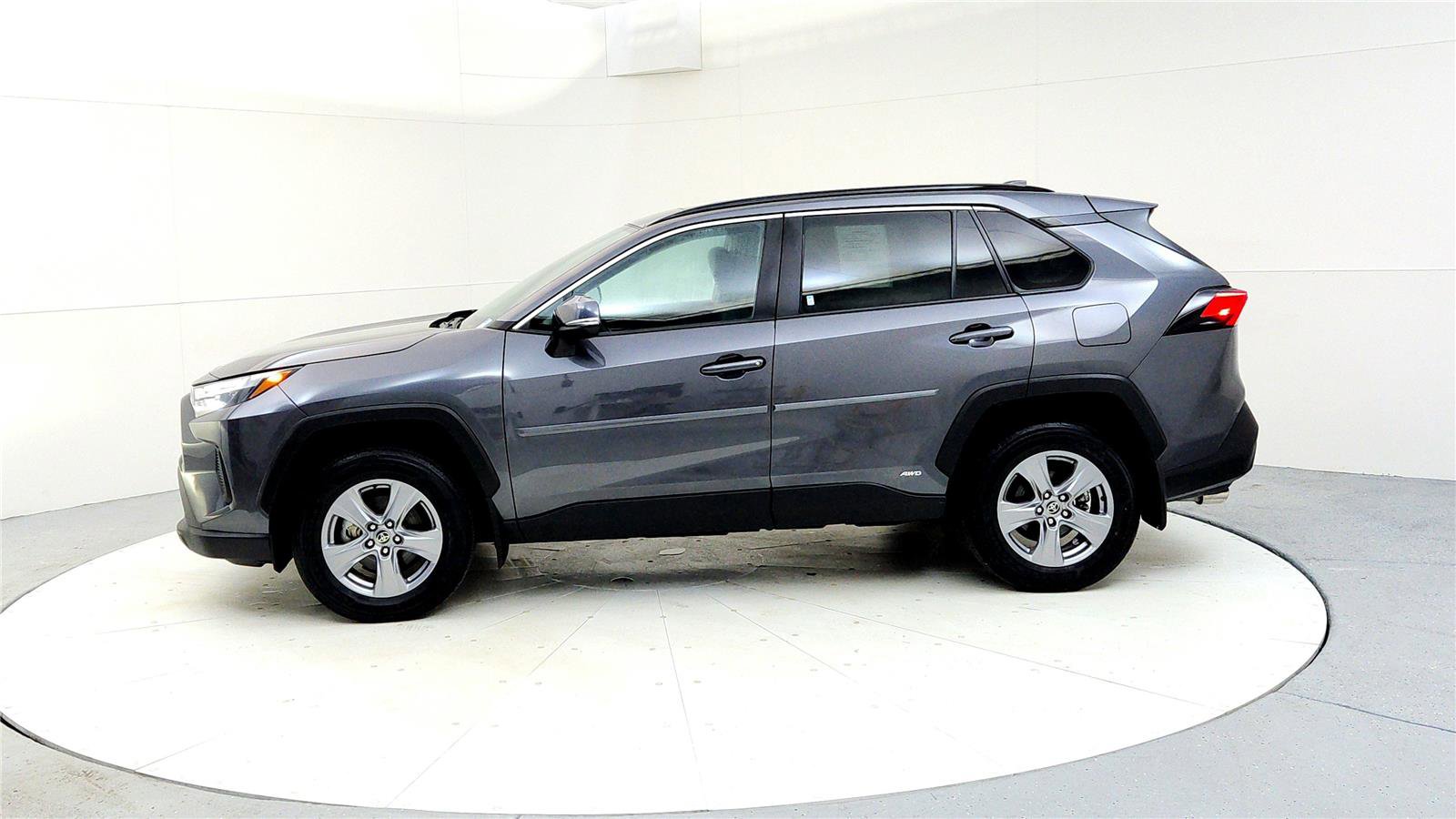 Certified 2023 Toyota RAV4 XLE w/ Convenience Package image 3