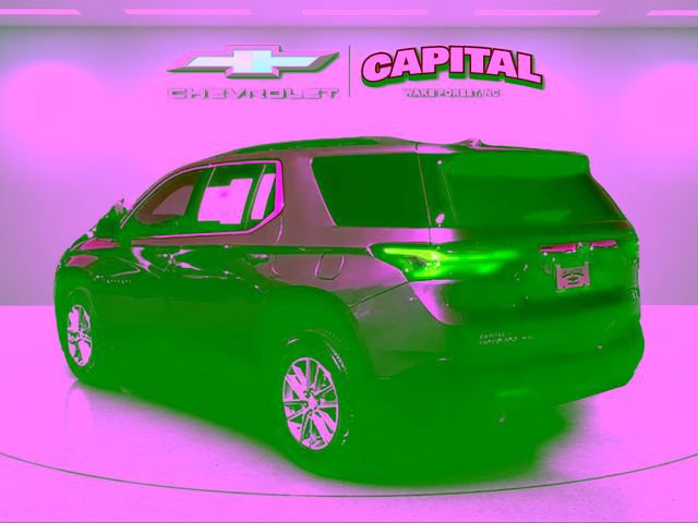 Used 2023 Chevrolet Traverse LT AWD/4WD image 3