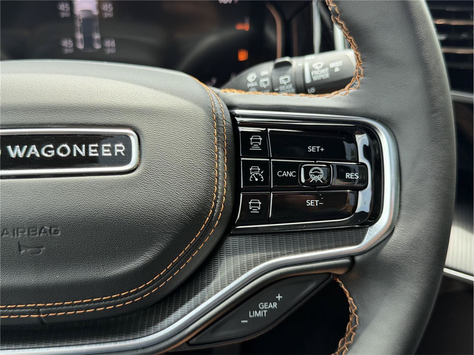 New 2026 Jeep Grand Wagoneer Summit AWD/4WD image 22