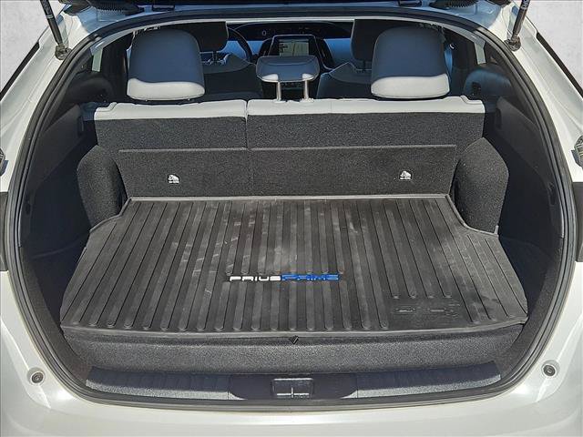 Used 2022 Toyota Prius Prime XLE w/ Protection Package (TMS) FWD image 6